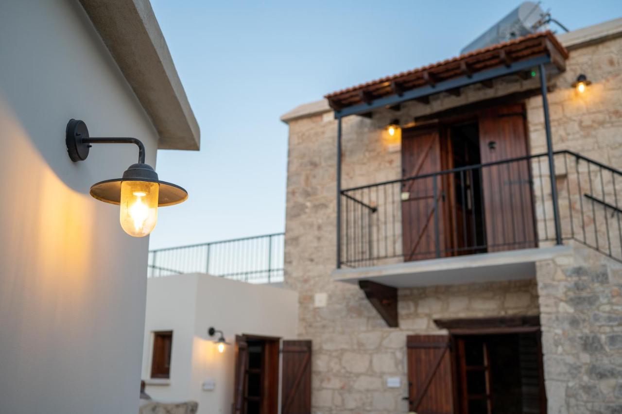 Droshia Traditional Homes, Coco-Mat Full Experience Dhrousha Exterior foto